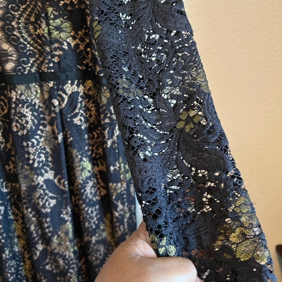 Maggy London Nadia Lace Midi Dress Black & Nude Size 14 - Picture 2 of 11